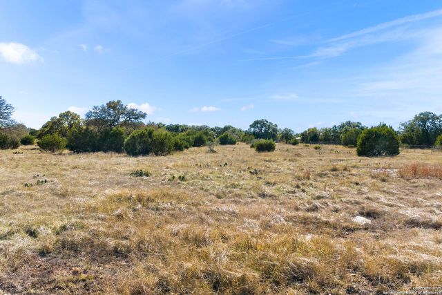 203 Greystone Circle, Boerne, TX 78006