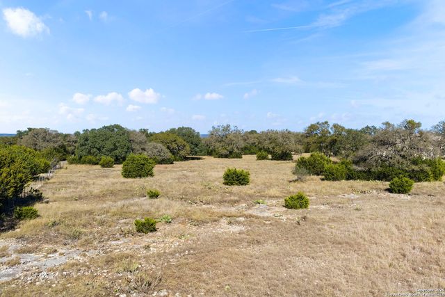 203 Greystone Circle, Boerne, TX 78006