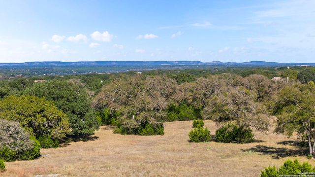 203 Greystone Circle, Boerne, TX 78006