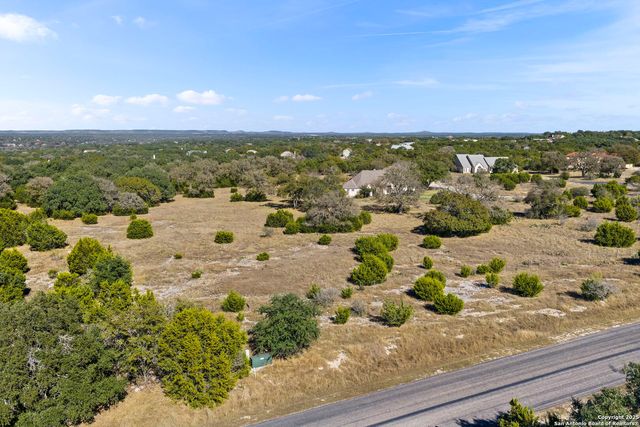 203 Greystone Circle, Boerne, TX 78006