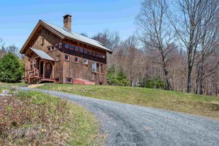29 Schoolhouse Brook Lane, Fayston, VT 05660