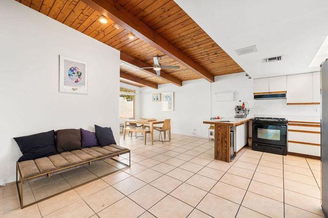 2211 N Starr Road, Palm Springs, CA 92262