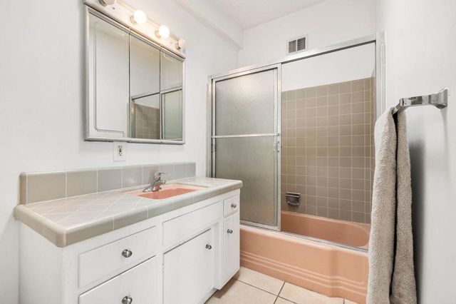 2211 N Starr Road, Palm Springs, CA 92262