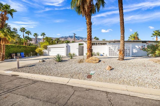 2211 N Starr Road, Palm Springs, CA 92262
