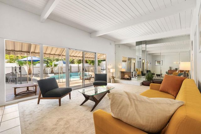 2211 N Starr Road, Palm Springs, CA 92262