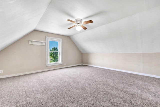 N7308 STATE ROAD 76, New London, WI 54961