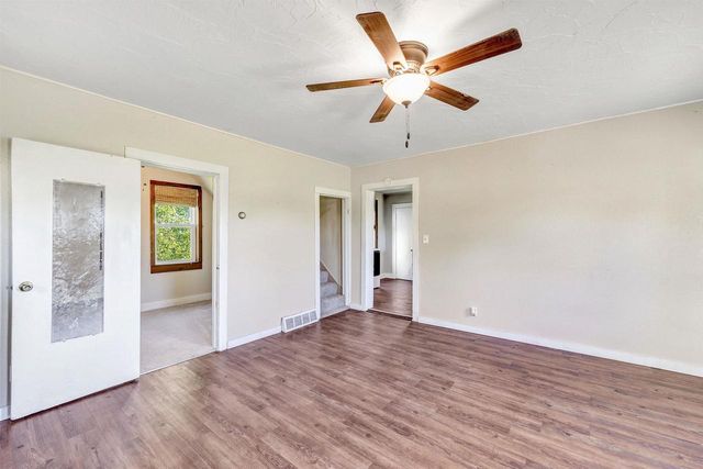 N7308 STATE ROAD 76, New London, WI 54961