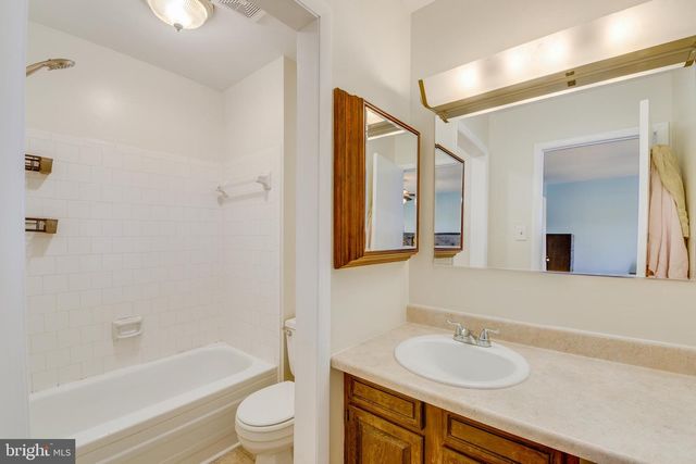 2820 ASPEN HILL RD, Parkville, MD 21234