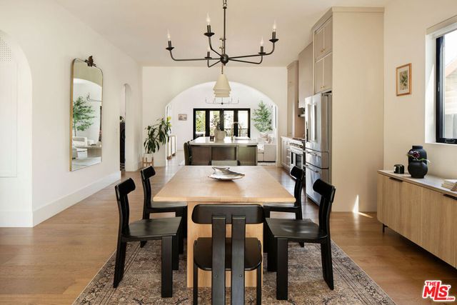 5142 Brynhurst Avenue, Los Angeles, CA 90043
