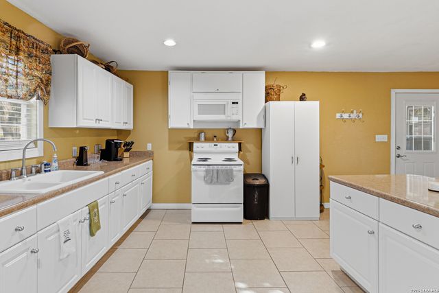 4386 Morningside, Canyon Lake, TX 78133