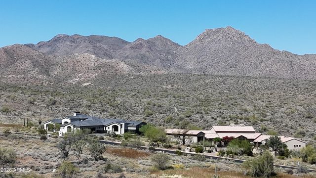 14515 E Prairie Dog Trail 9, Fountain Hills, AZ 85268
