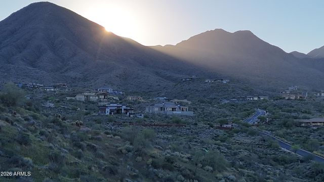 14515 E Prairie Dog Trail 9, Fountain Hills, AZ 85268