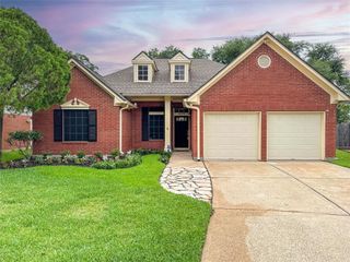 14222 Providence Pine Trail, Houston, TX 77062