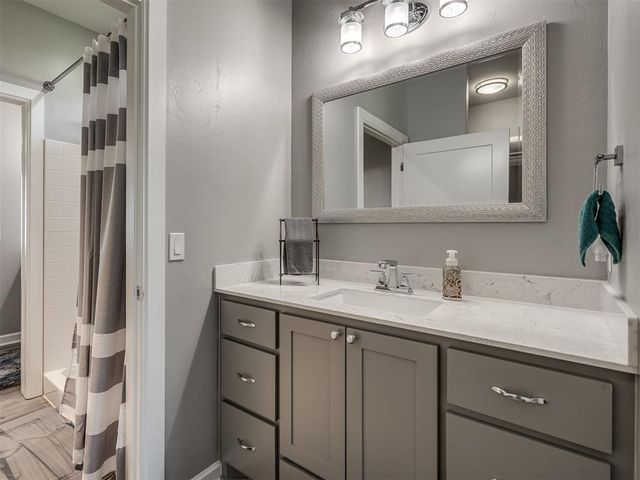 200 Meadow Lark Lane, Blanchard, OK 73010