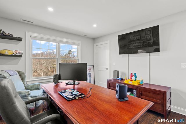 116 Silvermine Avenue, Norwalk, CT 06850