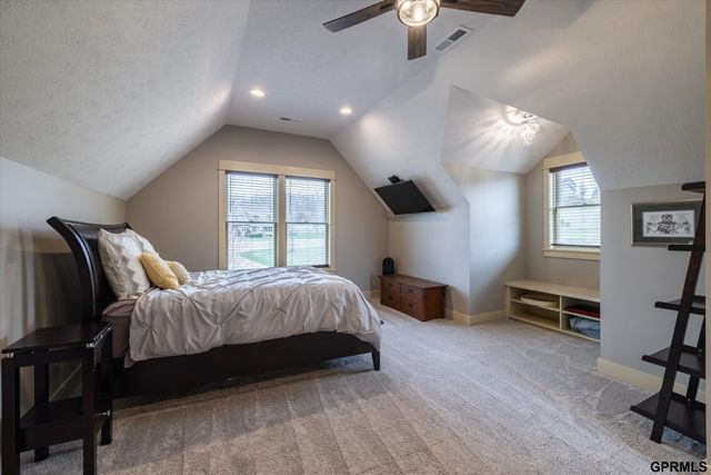 10208 Cottonwood Creek Boulevard, Blair, NE 68008