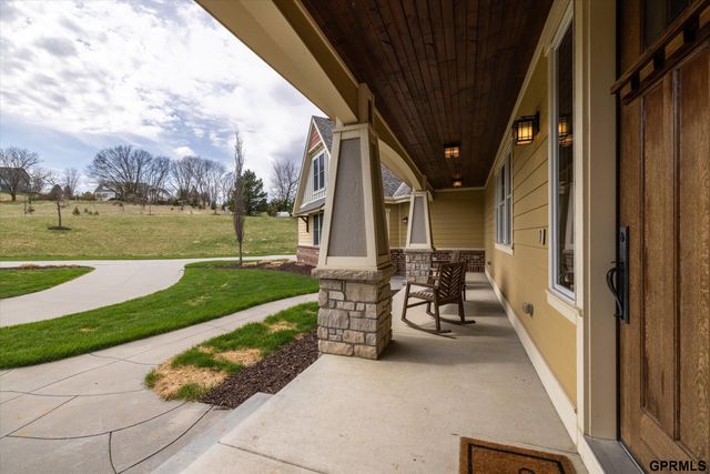 10208 Cottonwood Creek Boulevard, Blair, NE 68008