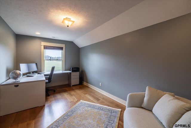 10208 Cottonwood Creek Boulevard, Blair, NE 68008