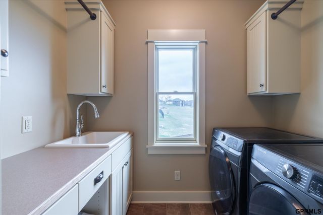 10208 Cottonwood Creek Boulevard, Blair, NE 68008