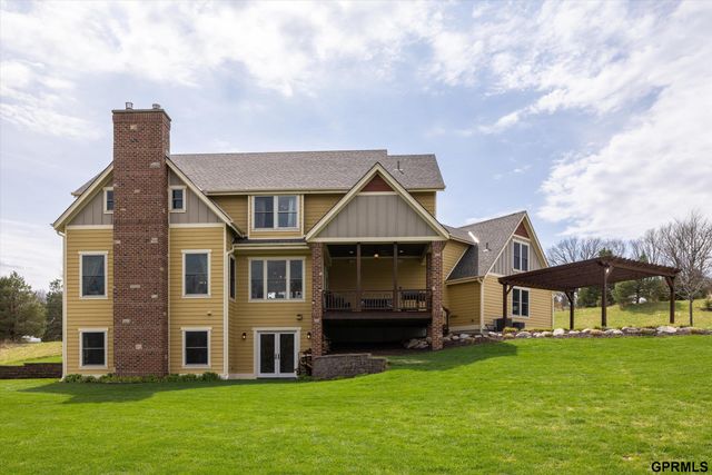 10208 Cottonwood Creek Boulevard, Blair, NE 68008