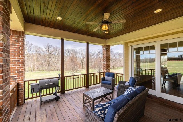 10208 Cottonwood Creek Boulevard, Blair, NE 68008