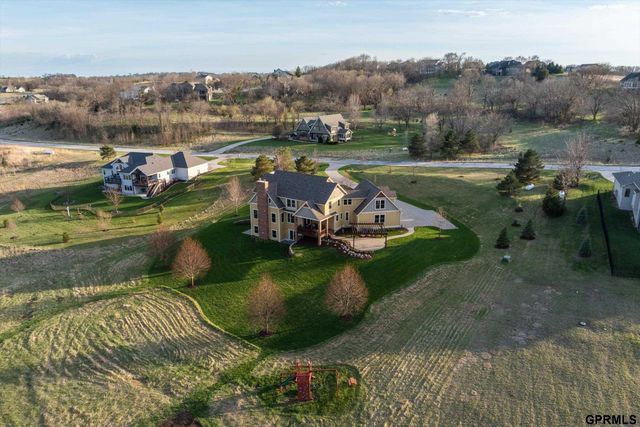 10208 Cottonwood Creek Boulevard, Blair, NE 68008