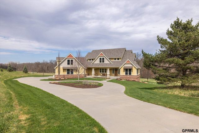 10208 Cottonwood Creek Boulevard, Blair, NE 68008