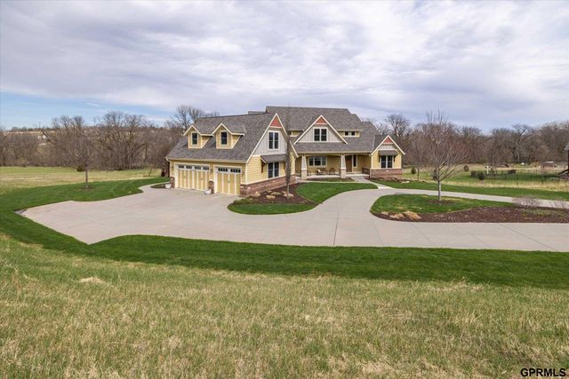 10208 Cottonwood Creek Boulevard, Blair, NE 68008