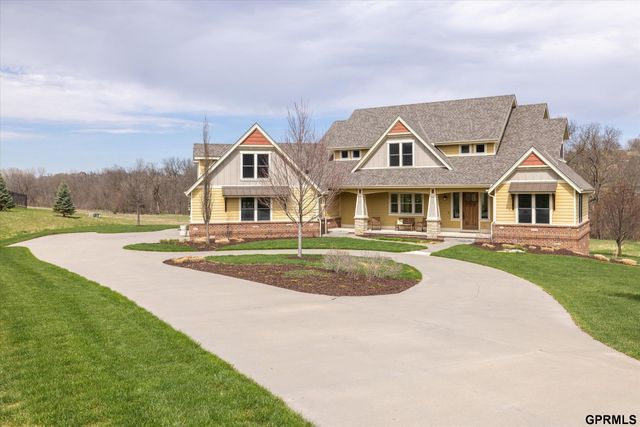 10208 Cottonwood Creek Boulevard, Blair, NE 68008