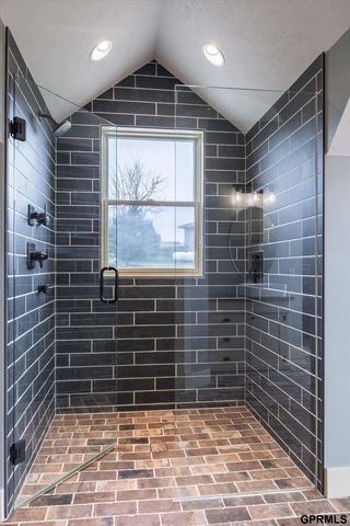 10208 Cottonwood Creek Boulevard, Blair, NE 68008