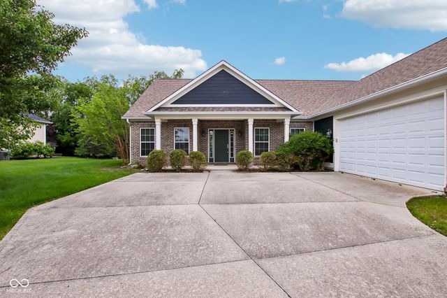 13482 Lost Creek Lane, Carmel, IN 46074