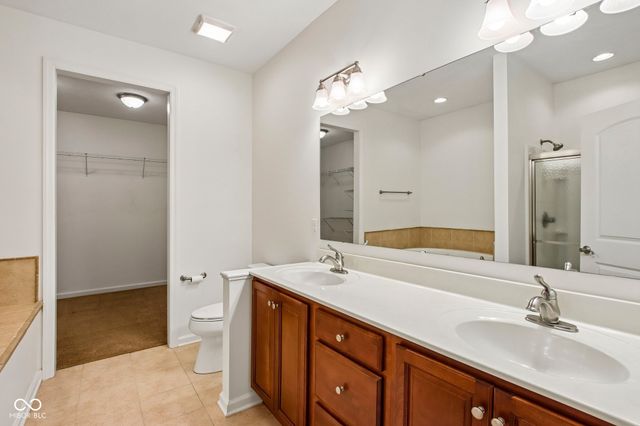 13482 Lost Creek Lane, Carmel, IN 46074