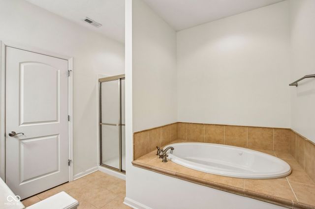 13482 Lost Creek Lane, Carmel, IN 46074