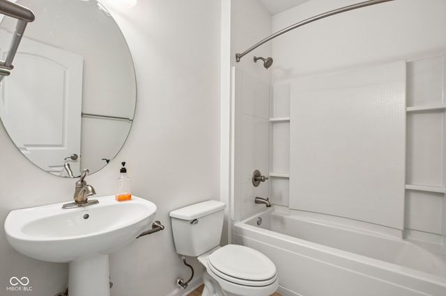 13482 Lost Creek Lane, Carmel, IN 46074