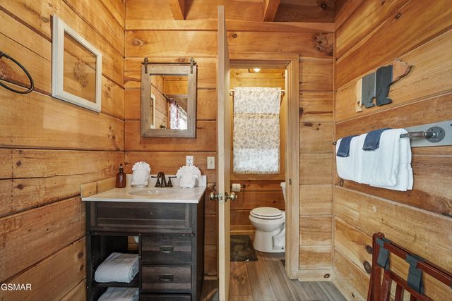 760 Ski View Lane, Sevierville, TN 37876