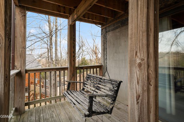 760 Ski View Lane, Sevierville, TN 37876