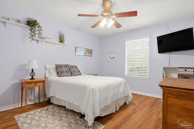 8435 Ferlon Ave, Pensacola, FL 32526