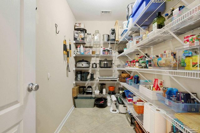 8435 Ferlon Ave, Pensacola, FL 32526