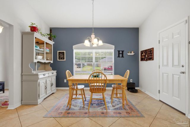 8435 Ferlon Ave, Pensacola, FL 32526