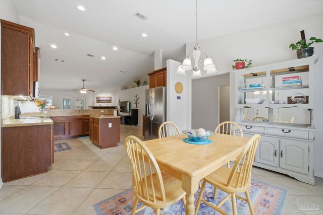 8435 Ferlon Ave, Pensacola, FL 32526