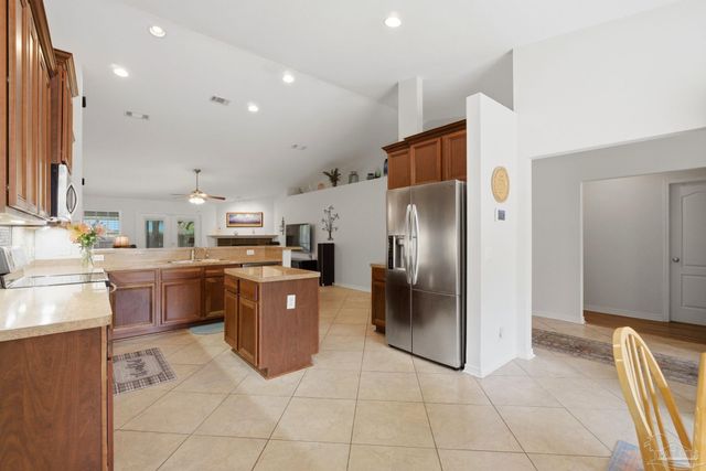 8435 Ferlon Ave, Pensacola, FL 32526