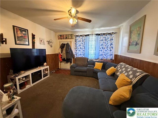 731 Wolf Avenue, Easton, PA 18042