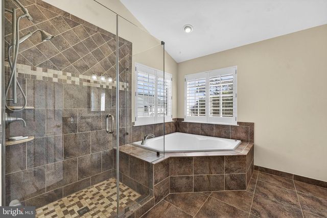 9430 WORTHINGTON DR, Bristow, VA 20136