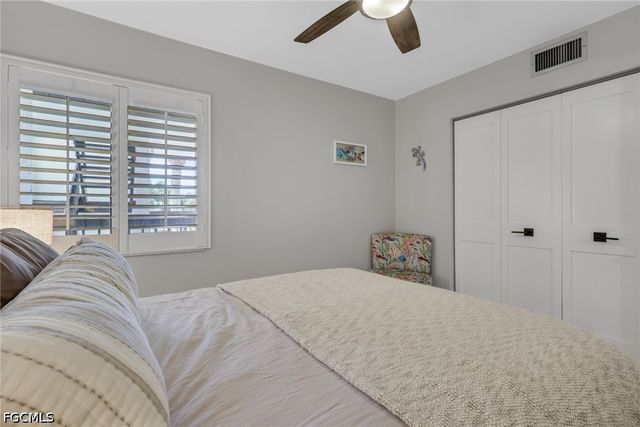 4586 Trawler CT 305, Fort Myers, FL 33919