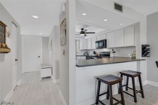 4586 Trawler CT 305, Fort Myers, FL 33919