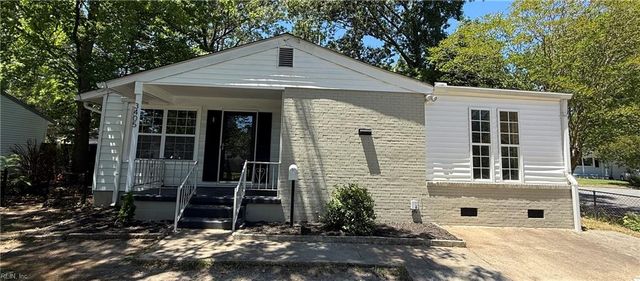 3405 Hyde CIR, Norfolk, VA 23513