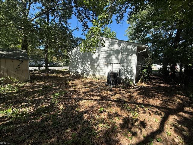 3405 Hyde CIR, Norfolk, VA 23513