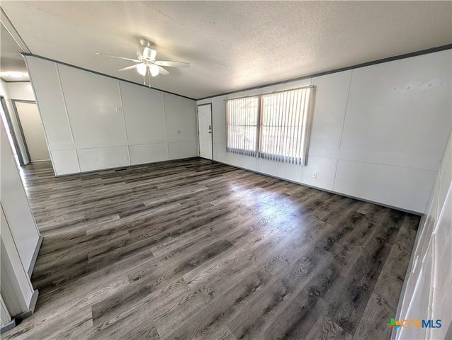 13161 Harbor Drive, Temple, TX 76502
