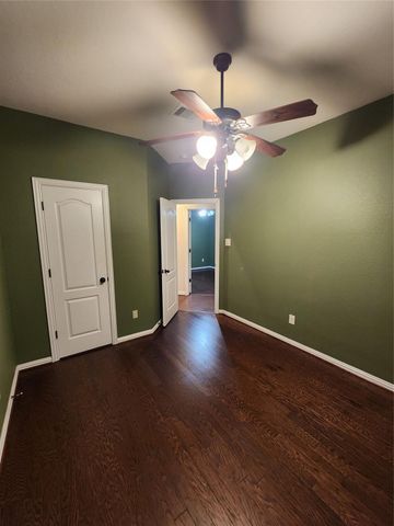 4713 E Meadow Drive, Deer Park, TX 77536