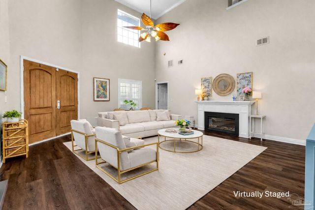 554 Downhaul Dr, Pensacola, FL 32507